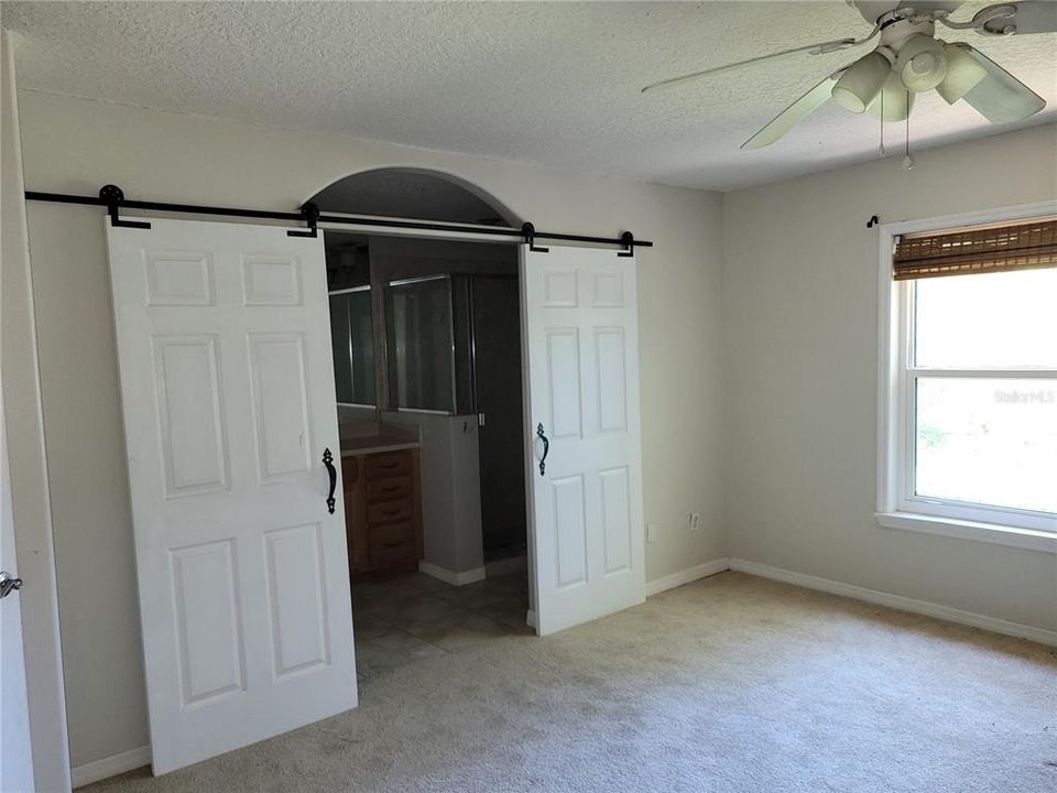 For Sale: $325,000 (3 beds, 2 baths, 1879 Square Feet)