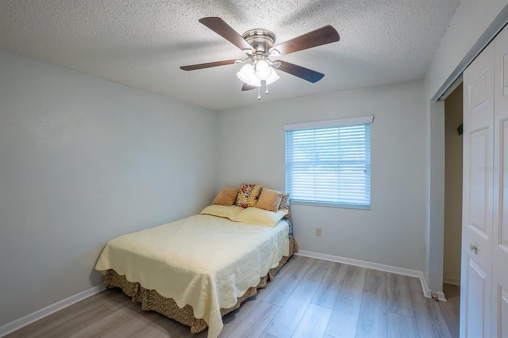 Activo con contrato: $289,000 (3 camas, 2 baños, 1497 Pies cuadrados)