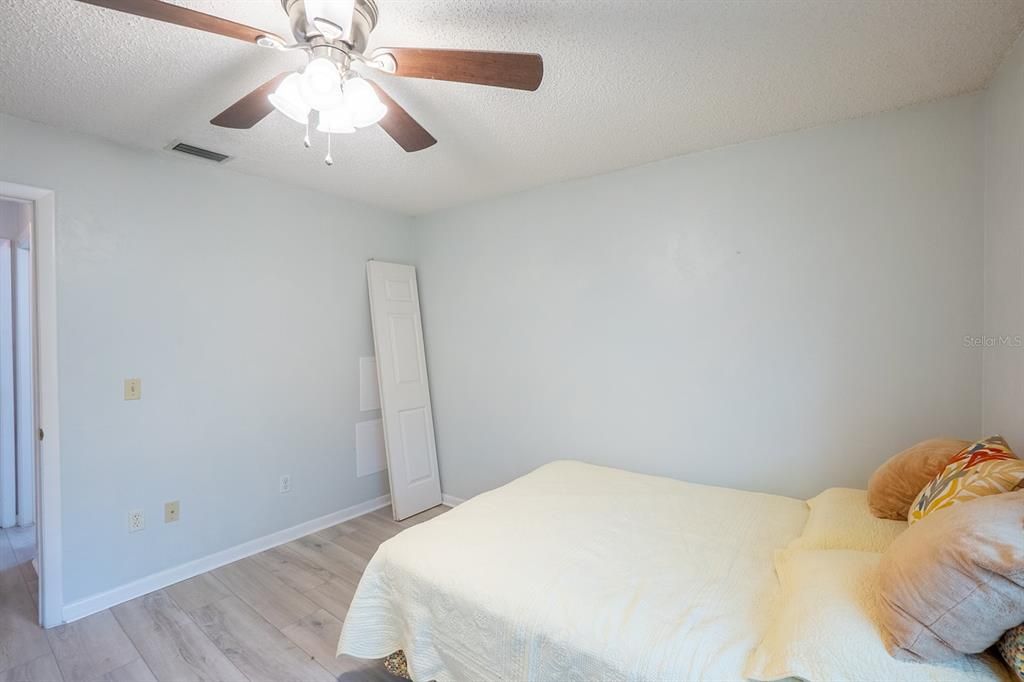 Activo con contrato: $289,000 (3 camas, 2 baños, 1497 Pies cuadrados)