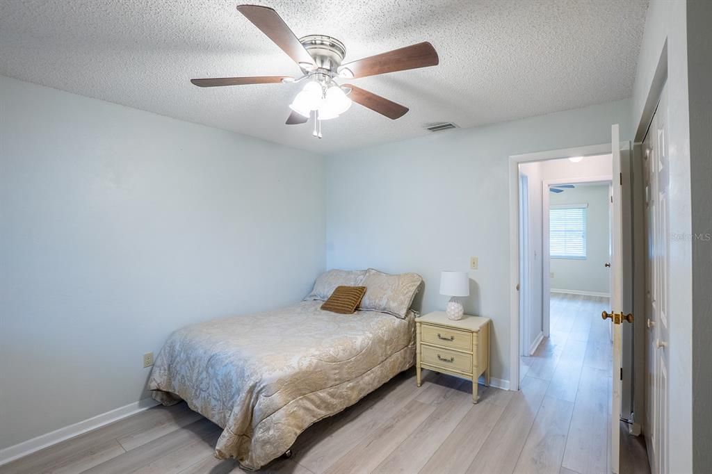 Activo con contrato: $289,000 (3 camas, 2 baños, 1497 Pies cuadrados)