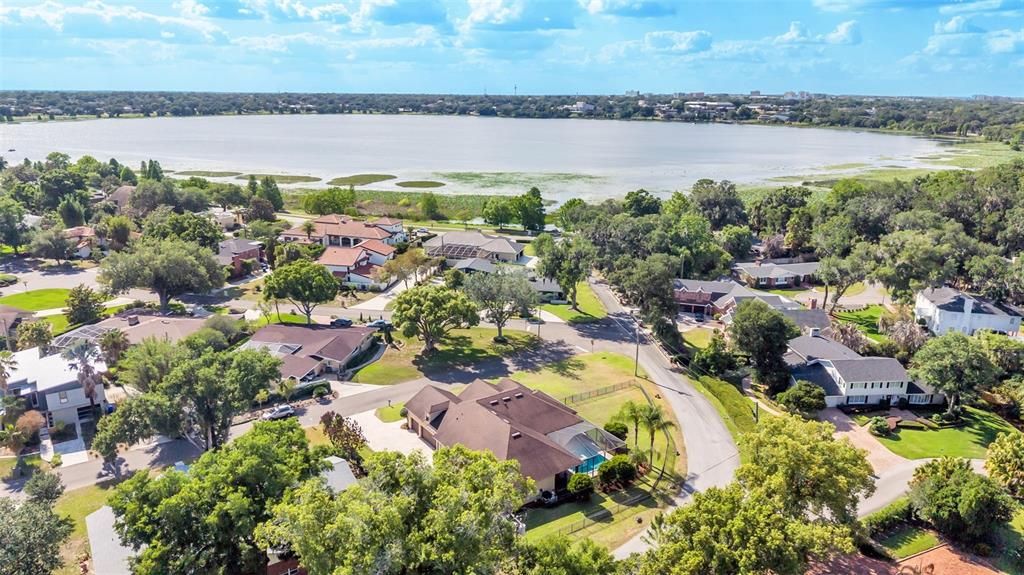 Active With Contract: $995,000 (4 beds, 3 baths, 2994 Square Feet)