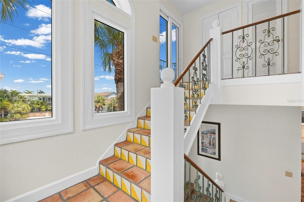 Active With Contract: $1,395,000 (3 beds, 2 baths, 2041 Square Feet)