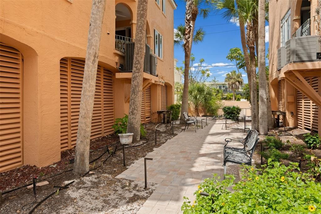 Active With Contract: $1,395,000 (3 beds, 2 baths, 2041 Square Feet)