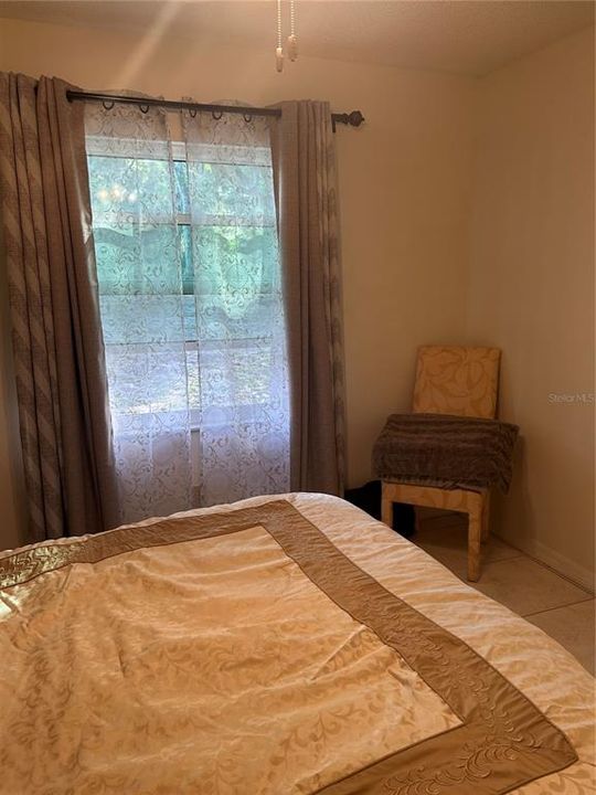 For Sale: $194,000 (3 beds, 1 baths, 1018 Square Feet)
