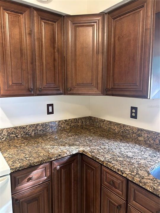 For Sale: $194,000 (3 beds, 1 baths, 1018 Square Feet)