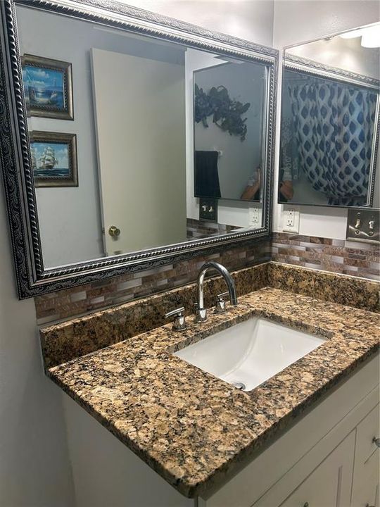 For Sale: $194,000 (3 beds, 1 baths, 1018 Square Feet)