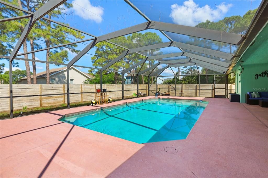 Active With Contract: $499,900 (4 beds, 2 baths, 2036 Square Feet)