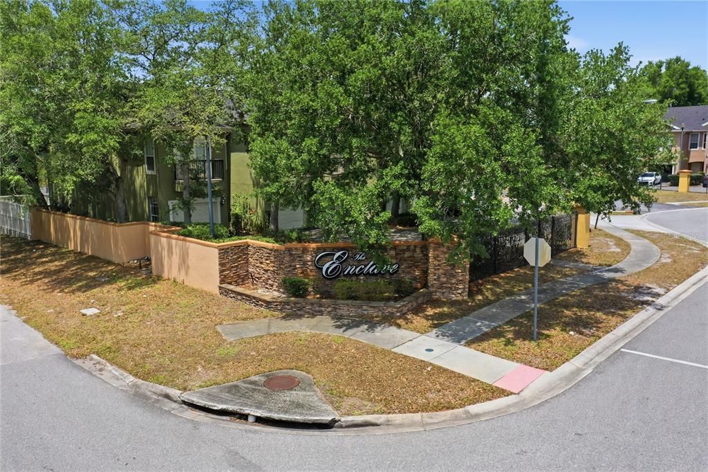 Activo con contrato: $265,000 (2 camas, 2 baños, 1278 Pies cuadrados)