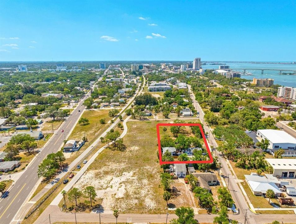 For Sale: $1,799,000 (0.10 acres)