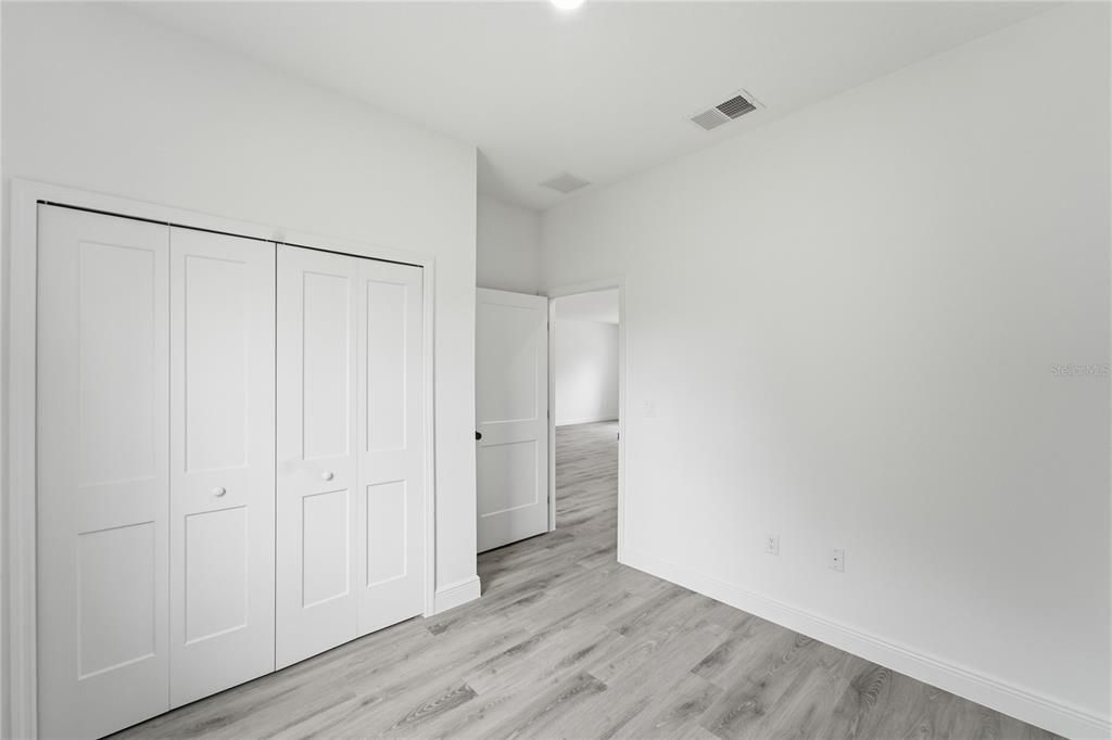 Activo con contrato: $287,500 (4 camas, 2 baños, 1774 Pies cuadrados)