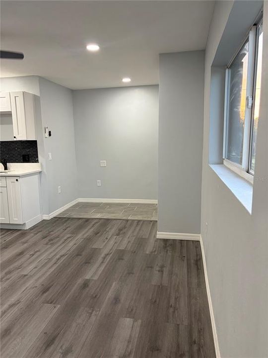 For Rent: $1,300 (0 beds, 1 baths, 500 Square Feet)
