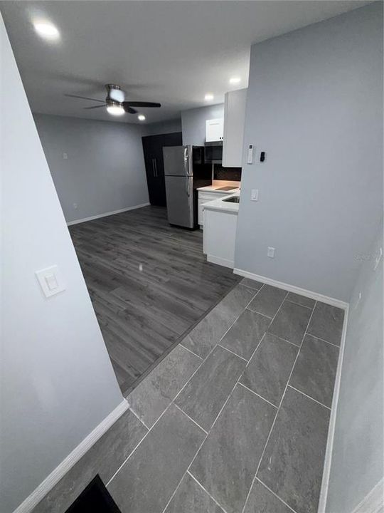 For Rent: $1,300 (0 beds, 1 baths, 500 Square Feet)