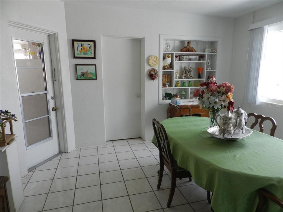 En Venta: $1,600,000 (5 camas, 3 baños, 1992 Pies cuadrados)