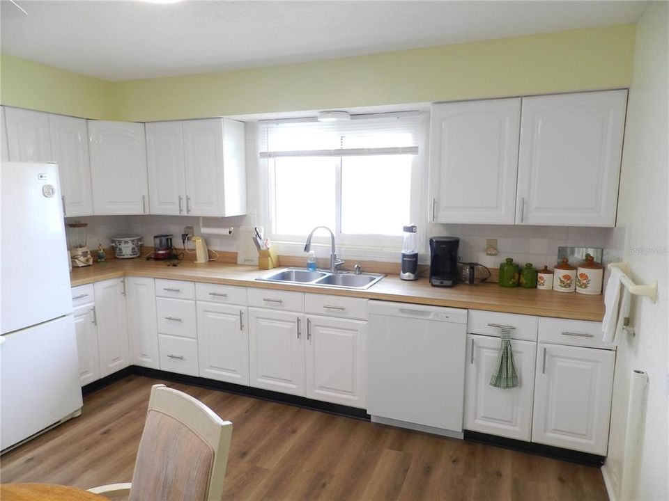 En Venta: $1,600,000 (5 camas, 3 baños, 1992 Pies cuadrados)