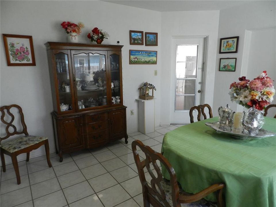 En Venta: $1,600,000 (5 camas, 3 baños, 1992 Pies cuadrados)