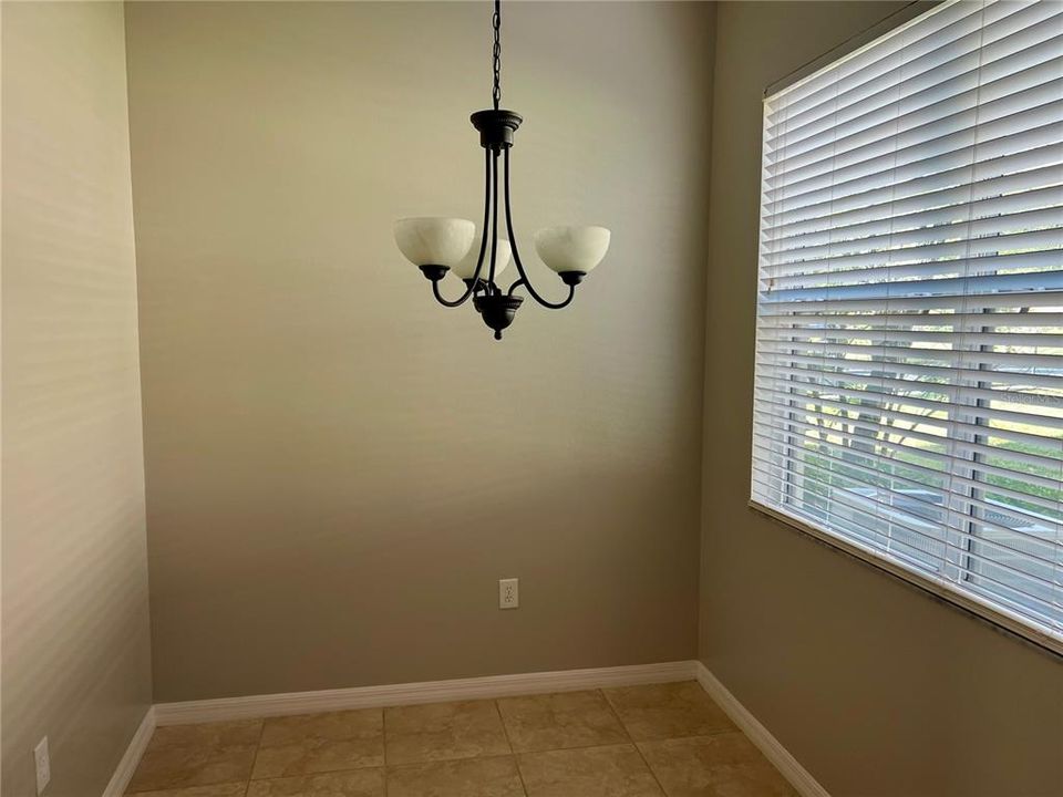 En Venta: $338,000 (2 camas, 2 baños, 1651 Pies cuadrados)
