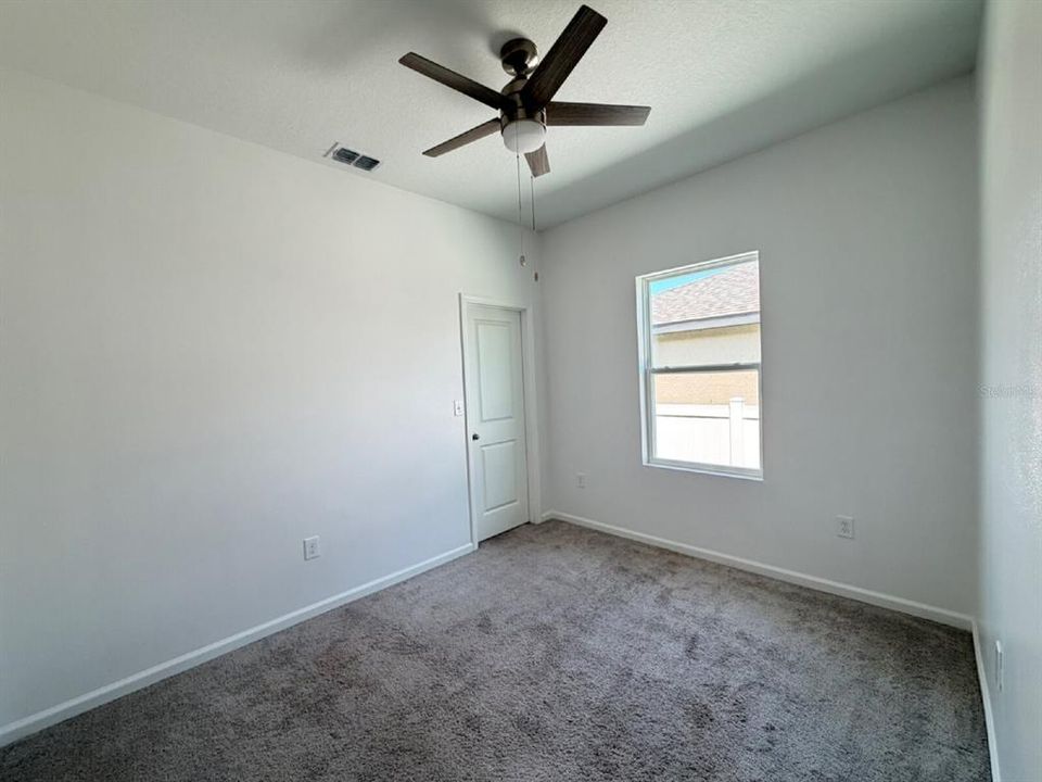 For Rent: $2,270 (3 beds, 2 baths, 1372 Square Feet)