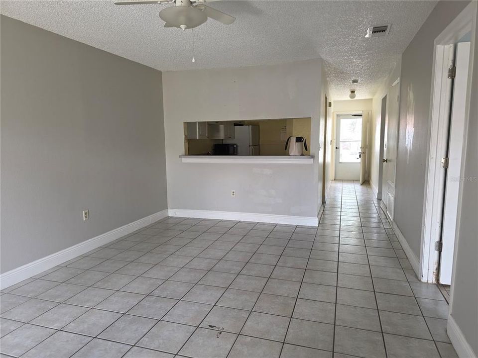 En Venta: $160,000 (2 camas, 2 baños, 991 Pies cuadrados)