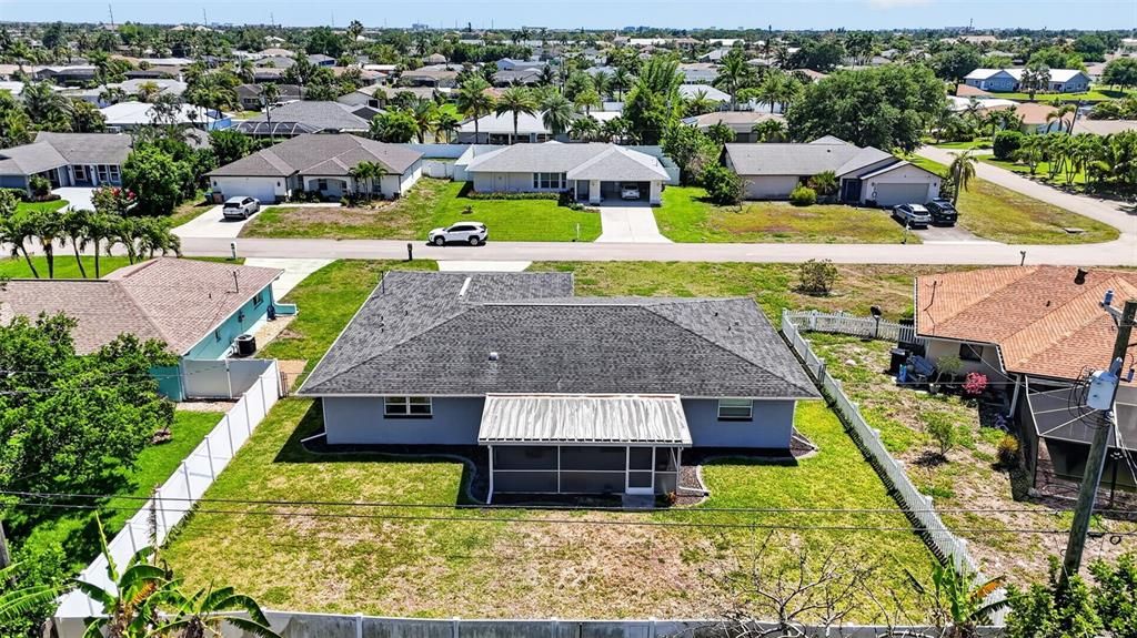 En Venta: $325,000 (3 camas, 2 baños, 2058 Pies cuadrados)