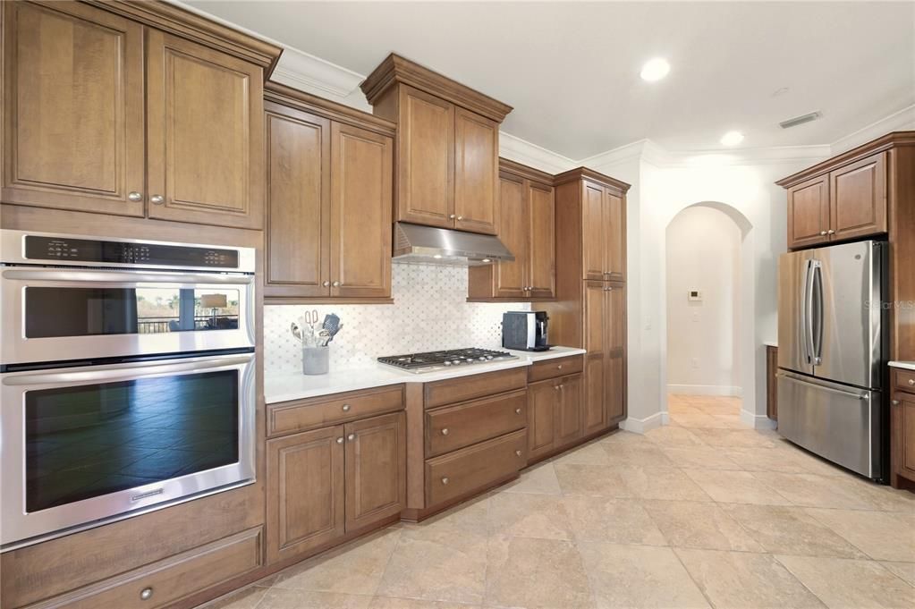 For Sale: $3,150,000 (3 beds, 3 baths, 2950 Square Feet)