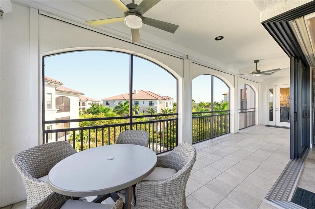 For Sale: $3,150,000 (3 beds, 3 baths, 2950 Square Feet)