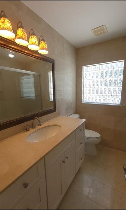 В аренду: $5,995 (4 спален, 2 ванн, 1959 Квадратных фут)