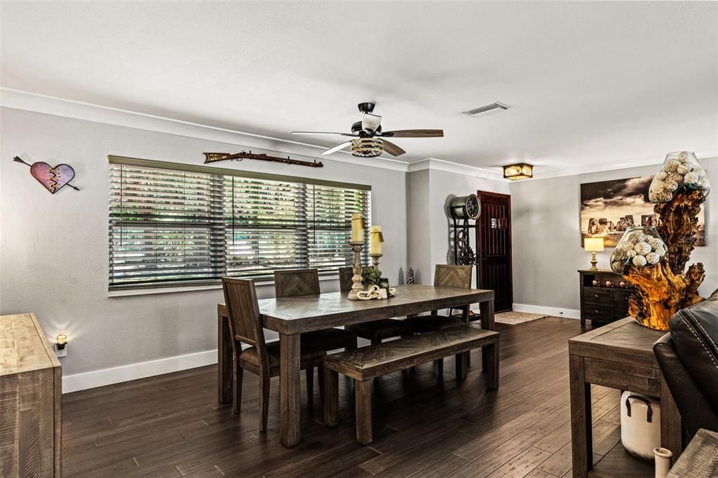 For Sale: $1,250,000 (3 beds, 2 baths, 1800 Square Feet)