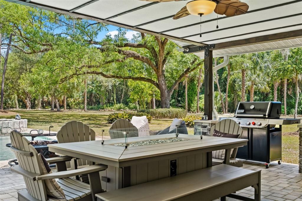 For Sale: $1,250,000 (3 beds, 2 baths, 1800 Square Feet)
