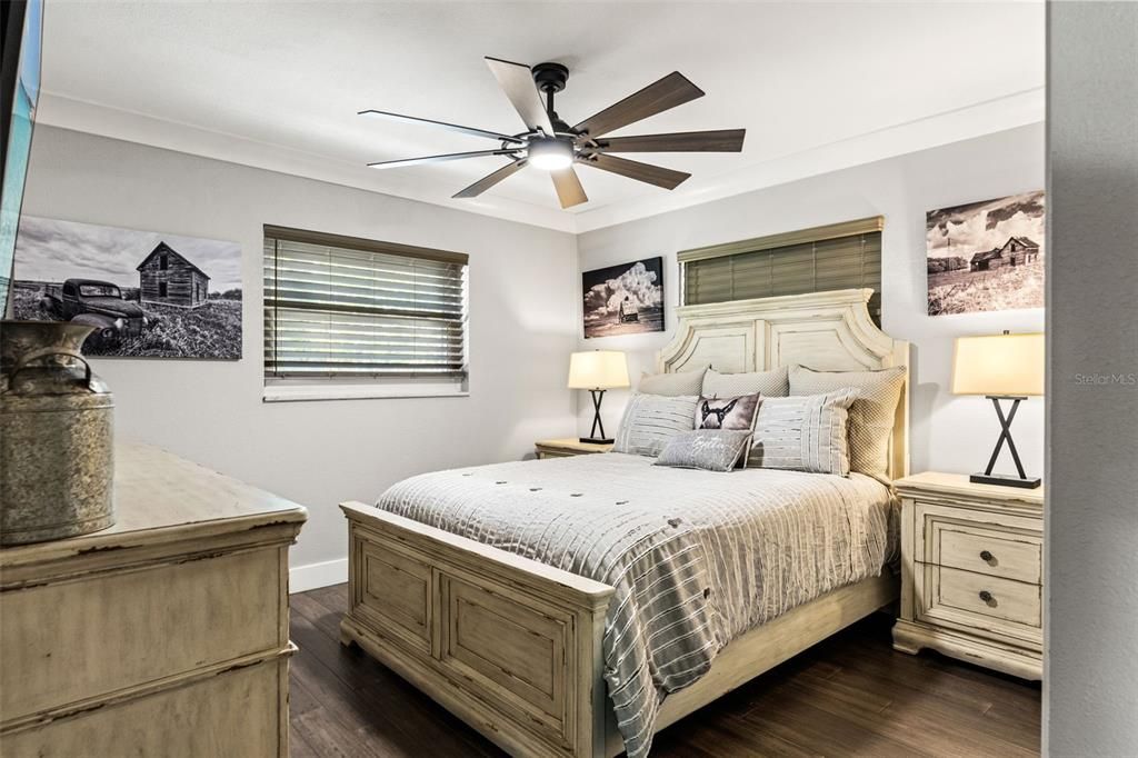 For Sale: $1,250,000 (3 beds, 2 baths, 1800 Square Feet)