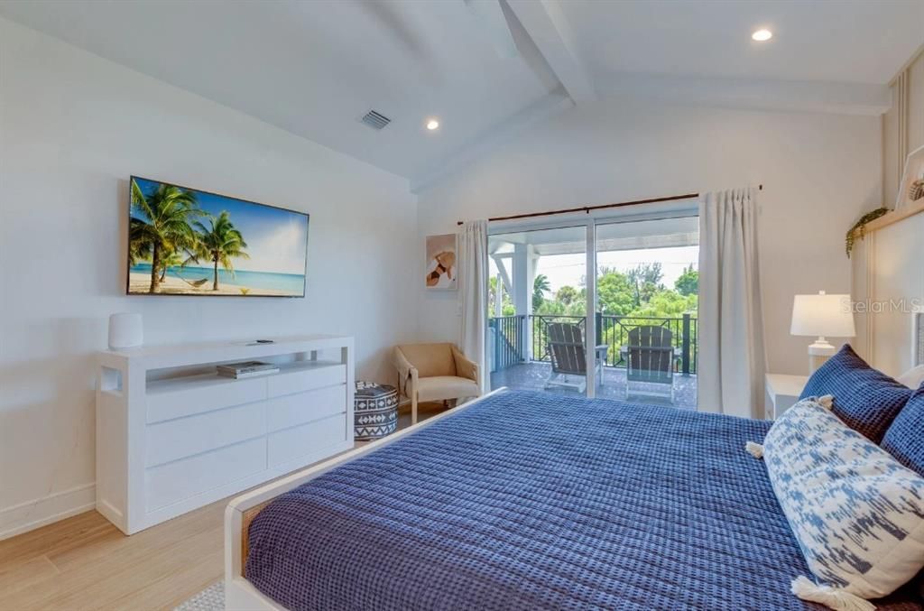 For Sale: $6,950,000 (9 beds, 8 baths, 4244 Square Feet)