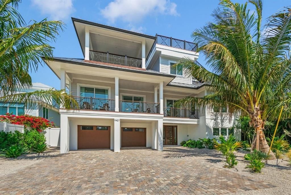 For Sale: $6,950,000 (9 beds, 8 baths, 4244 Square Feet)