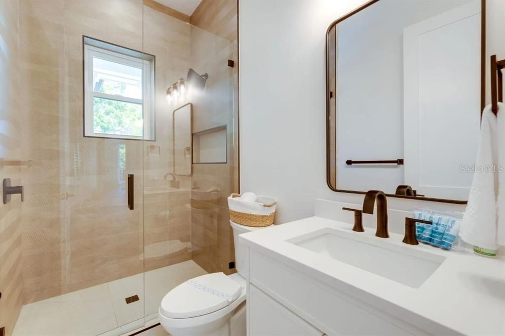 For Sale: $6,950,000 (9 beds, 8 baths, 4244 Square Feet)