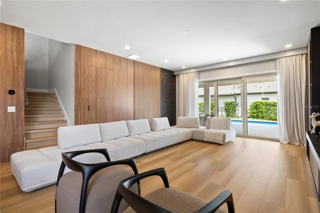 For Sale: $1,650,000 (6 beds, 5 baths, 4206 Square Feet)