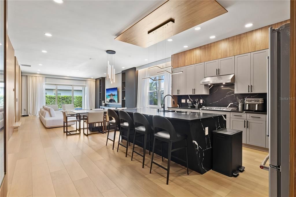 For Sale: $1,650,000 (6 beds, 5 baths, 4206 Square Feet)