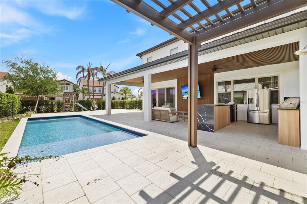 For Sale: $1,650,000 (6 beds, 5 baths, 4206 Square Feet)