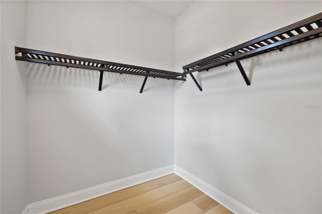 For Sale: $1,650,000 (6 beds, 5 baths, 4206 Square Feet)