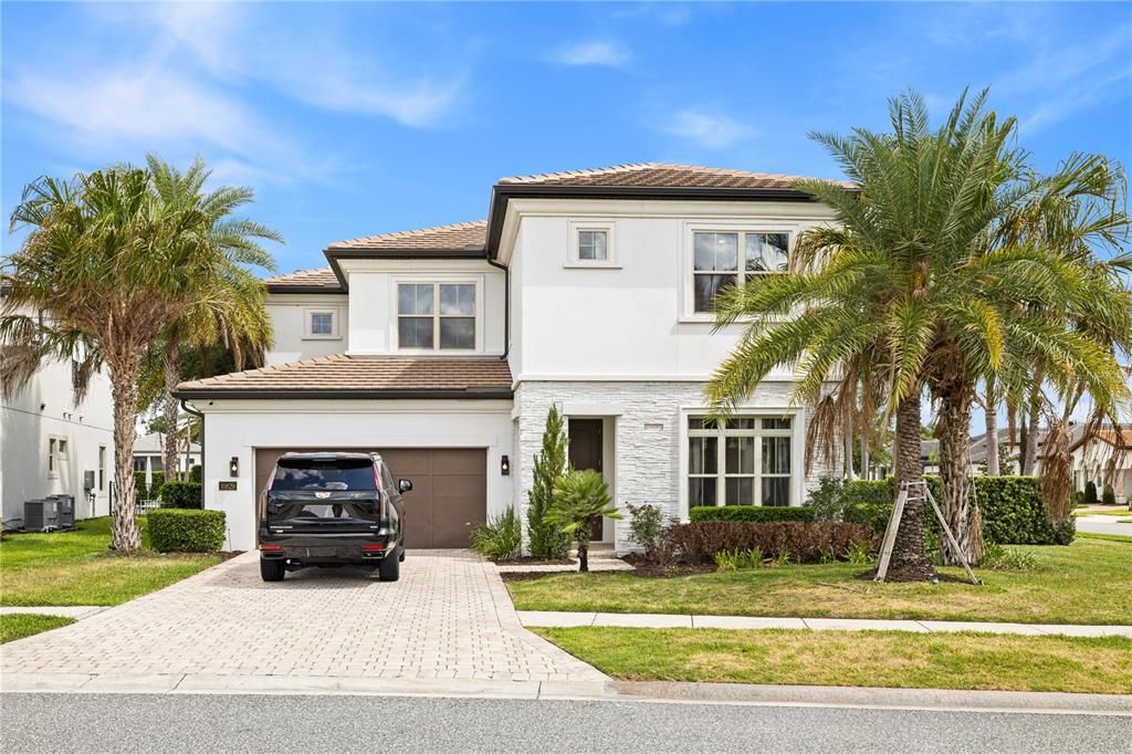 For Sale: $1,650,000 (6 beds, 5 baths, 4206 Square Feet)