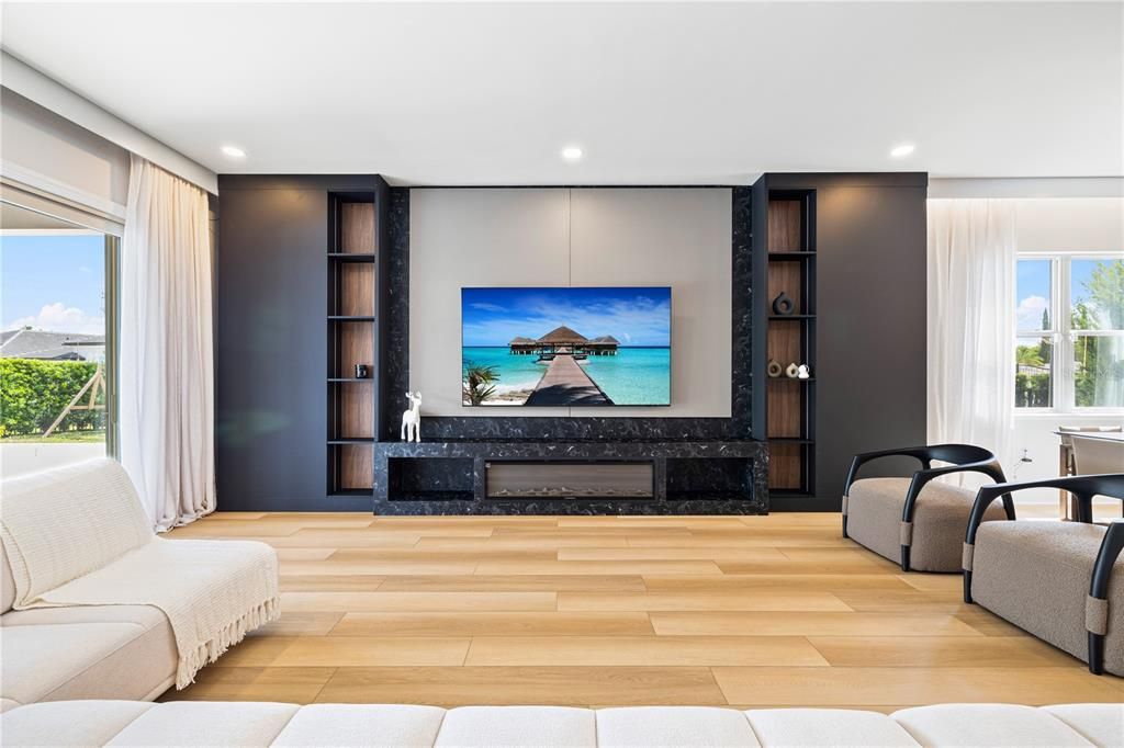 For Sale: $1,650,000 (6 beds, 5 baths, 4206 Square Feet)