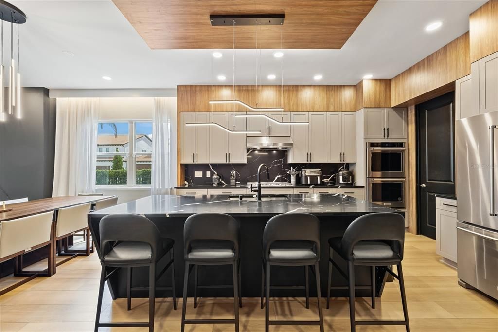 For Sale: $1,650,000 (6 beds, 5 baths, 4206 Square Feet)