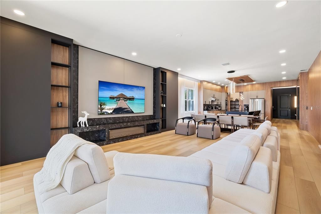 For Sale: $1,650,000 (6 beds, 5 baths, 4206 Square Feet)