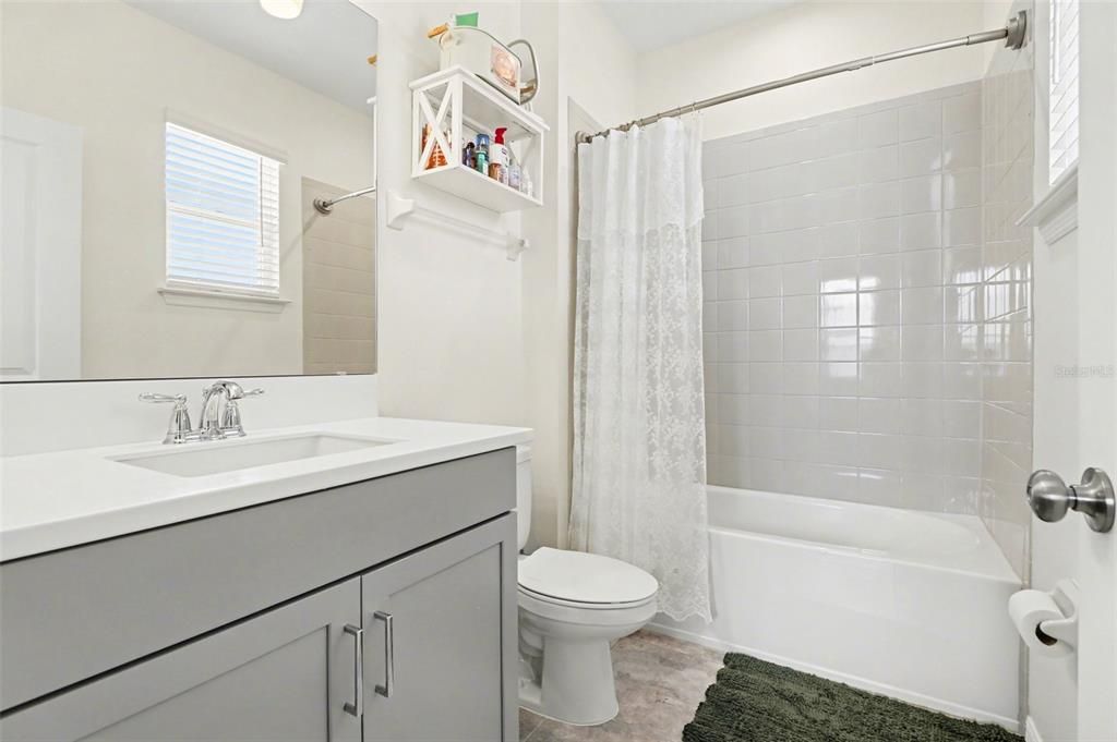 Active With Contract: $575,000 (4 beds, 3 baths, 2640 Square Feet)