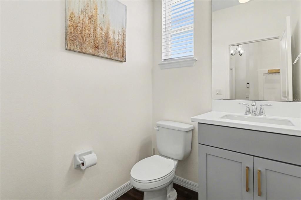 Active With Contract: $575,000 (4 beds, 3 baths, 2640 Square Feet)