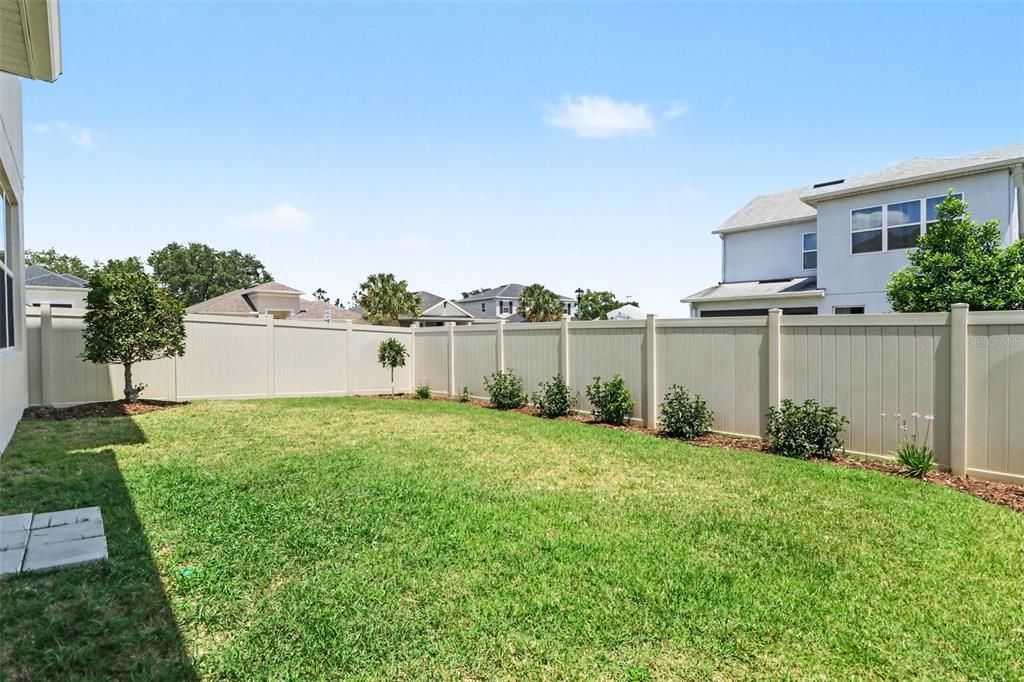 Active With Contract: $575,000 (4 beds, 3 baths, 2640 Square Feet)