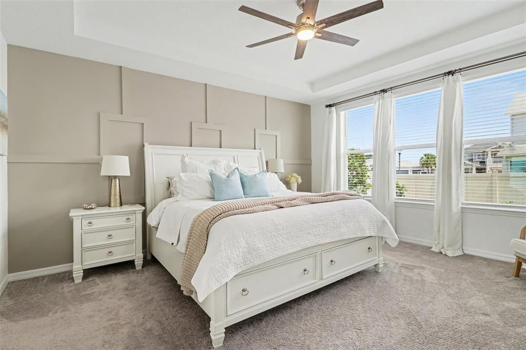 Active With Contract: $575,000 (4 beds, 3 baths, 2640 Square Feet)