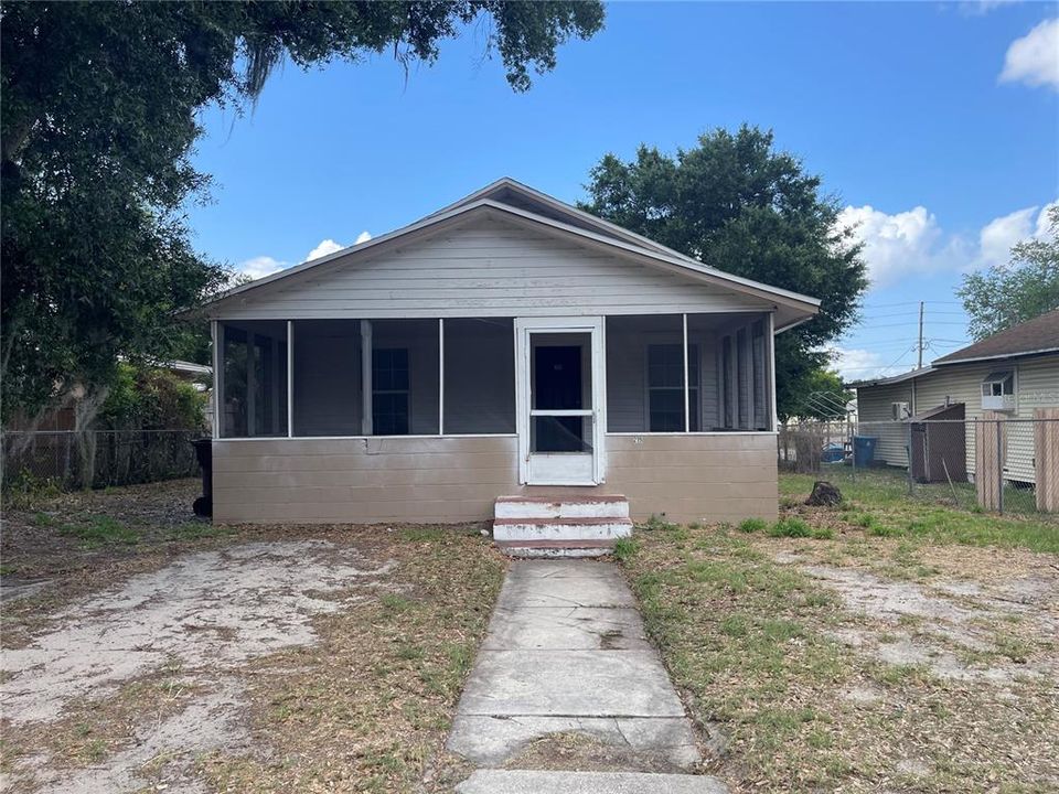 For Sale: $149,000 (3 beds, 2 baths, 1164 Square Feet)