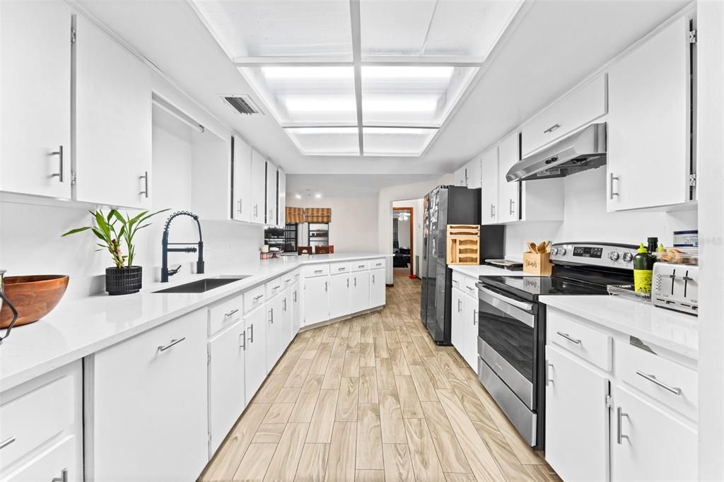 For Sale: $580,000 (3 beds, 2 baths, 2508 Square Feet)