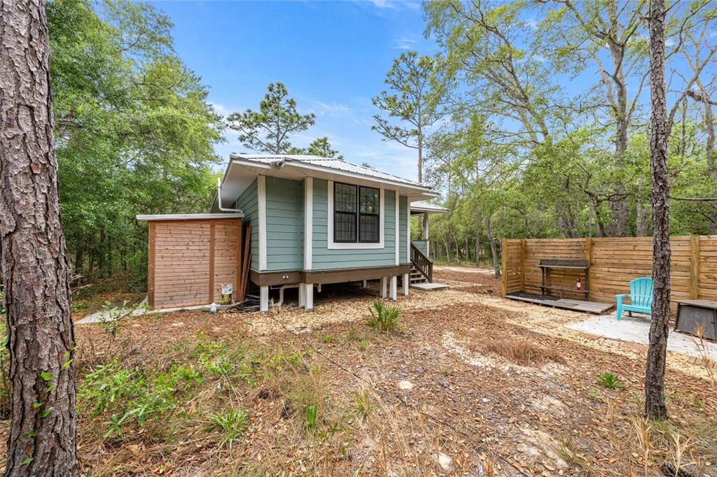 For Sale: $550,000 (1 beds, 1 baths, 477 Square Feet)