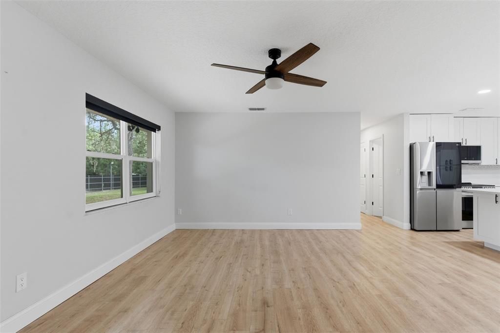En Venta: $565,000 (3 camas, 2 baños, 1204 Pies cuadrados)