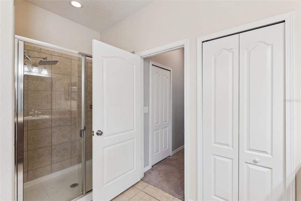 Active With Contract: $415,000 (3 beds, 2 baths, 1901 Square Feet)
