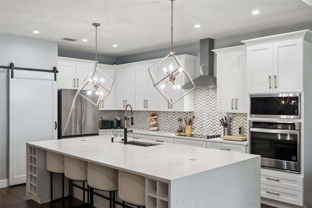 Active With Contract: $415,000 (3 beds, 2 baths, 1901 Square Feet)